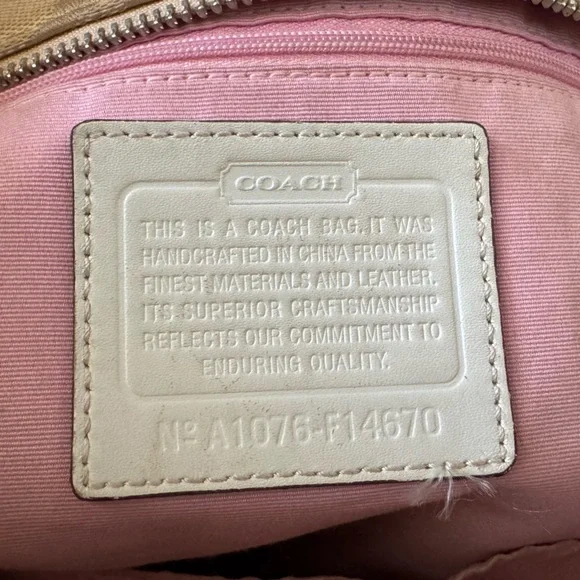 Coach Beige and Cream Signature Tote - Picture 12 of 15